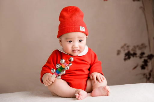 滁州宝宝几个月戴银手镯好 滁州宝宝几个月戴银手镯好